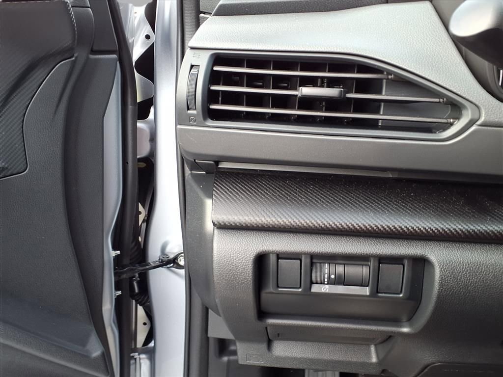 Certified 2025 Subaru Crosstrek 2.0i Premium image 13