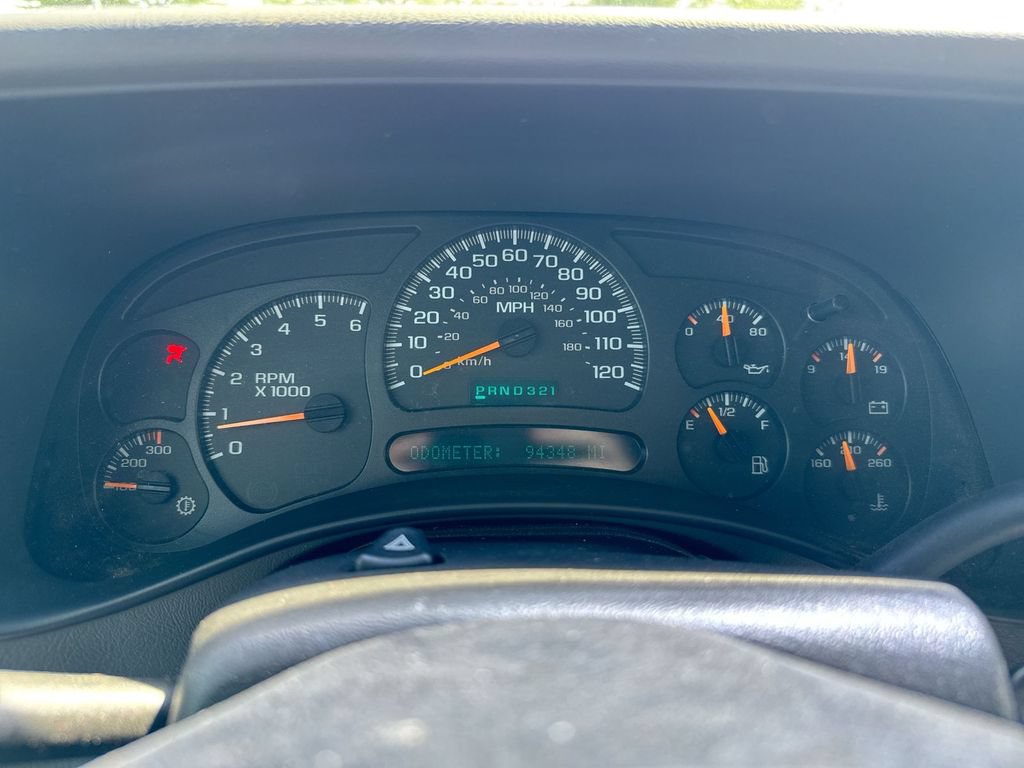 Used 2005 Chevrolet Silverado 2500 LS AWD/4WD image 12