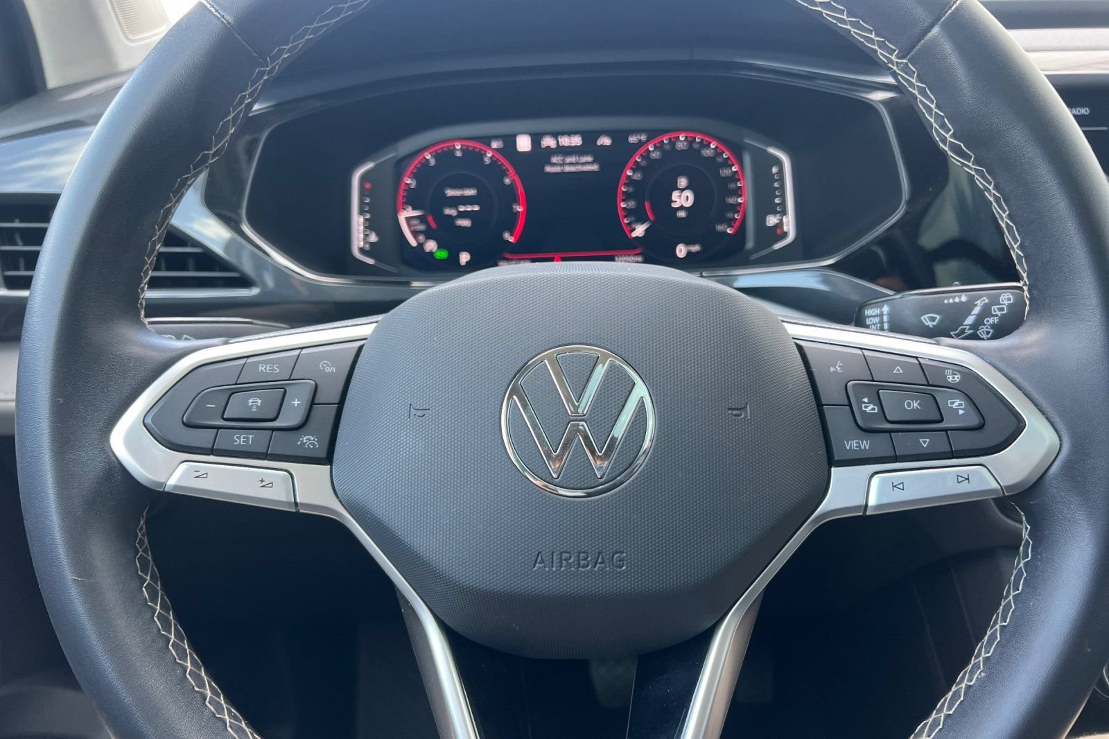Used 2022 Volkswagen Taos SEL w/ Panoramic Sunroof Package AWD/4WD image 30