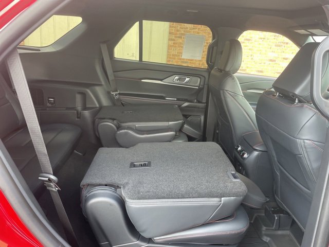 New 2026 Ford Explorer ST-Line image 65