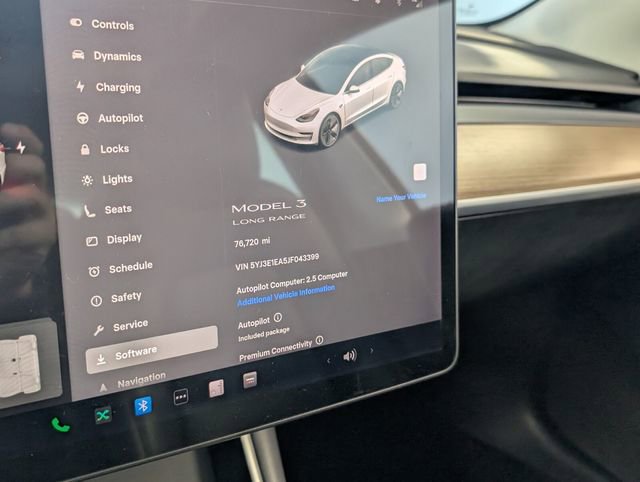 Used 2018 Tesla Model 3 Long Range image 19