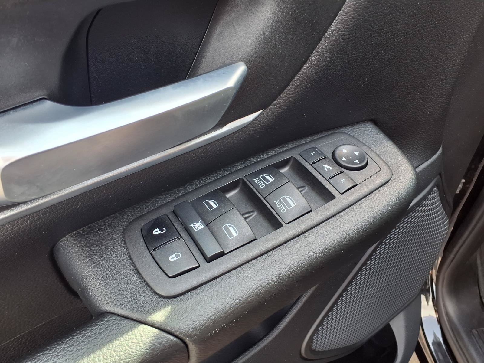 Used 2023 RAM 1500 Big Horn AWD/4WD image 19