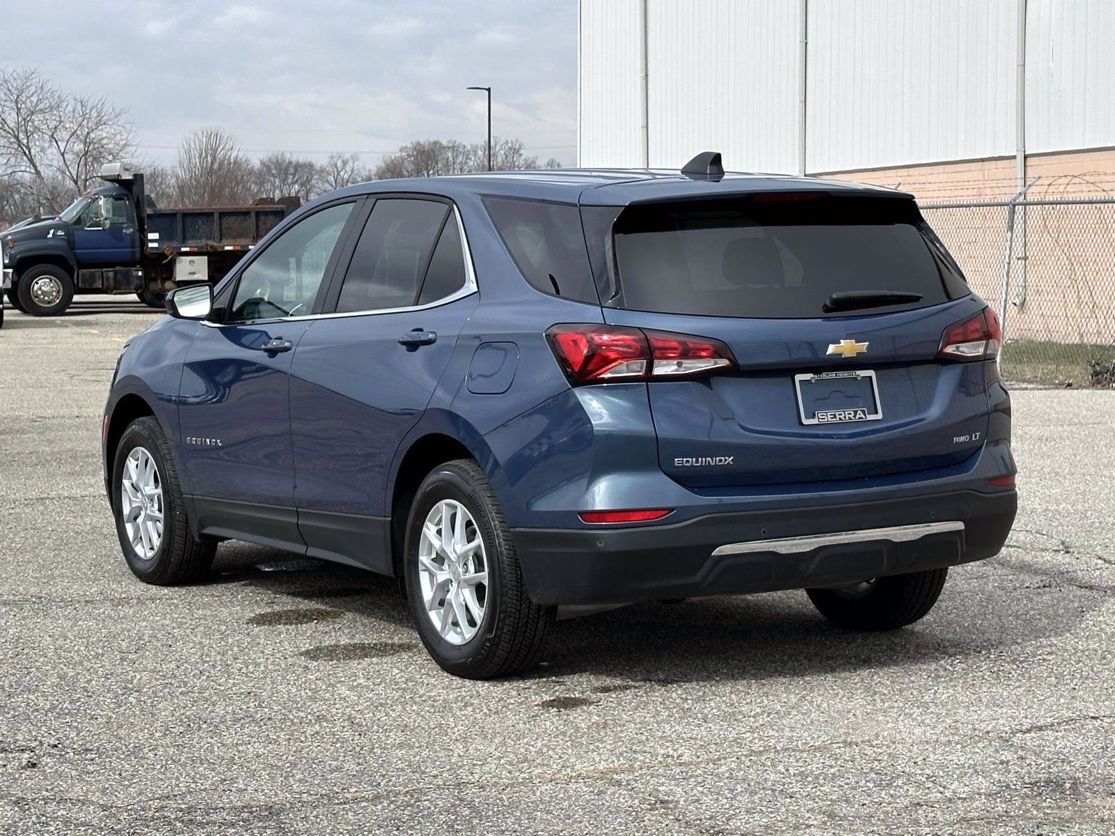 Certified 2024 Chevrolet Equinox LT image 3