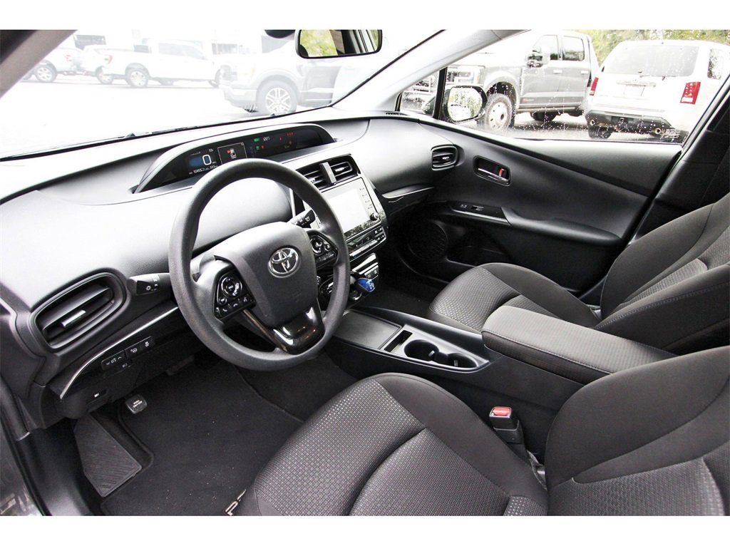 Used 2020 Toyota Prius image 11
