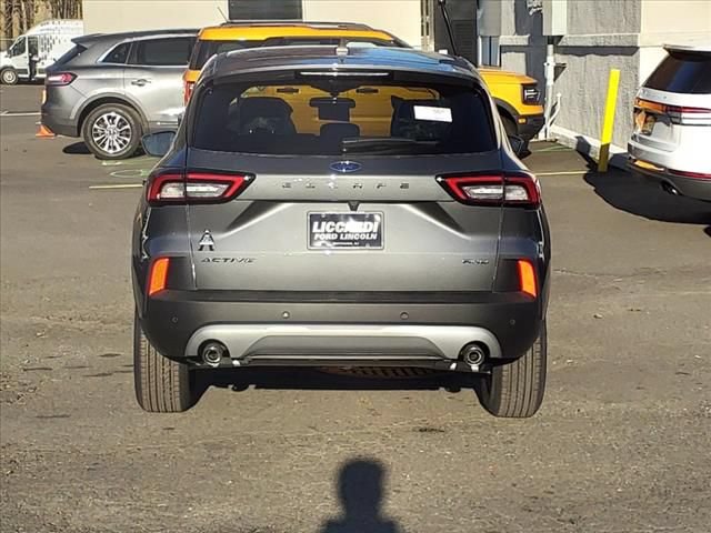 New 2025 Ford Escape Active w/ Tech Pack #1 AWD/4WD image 5