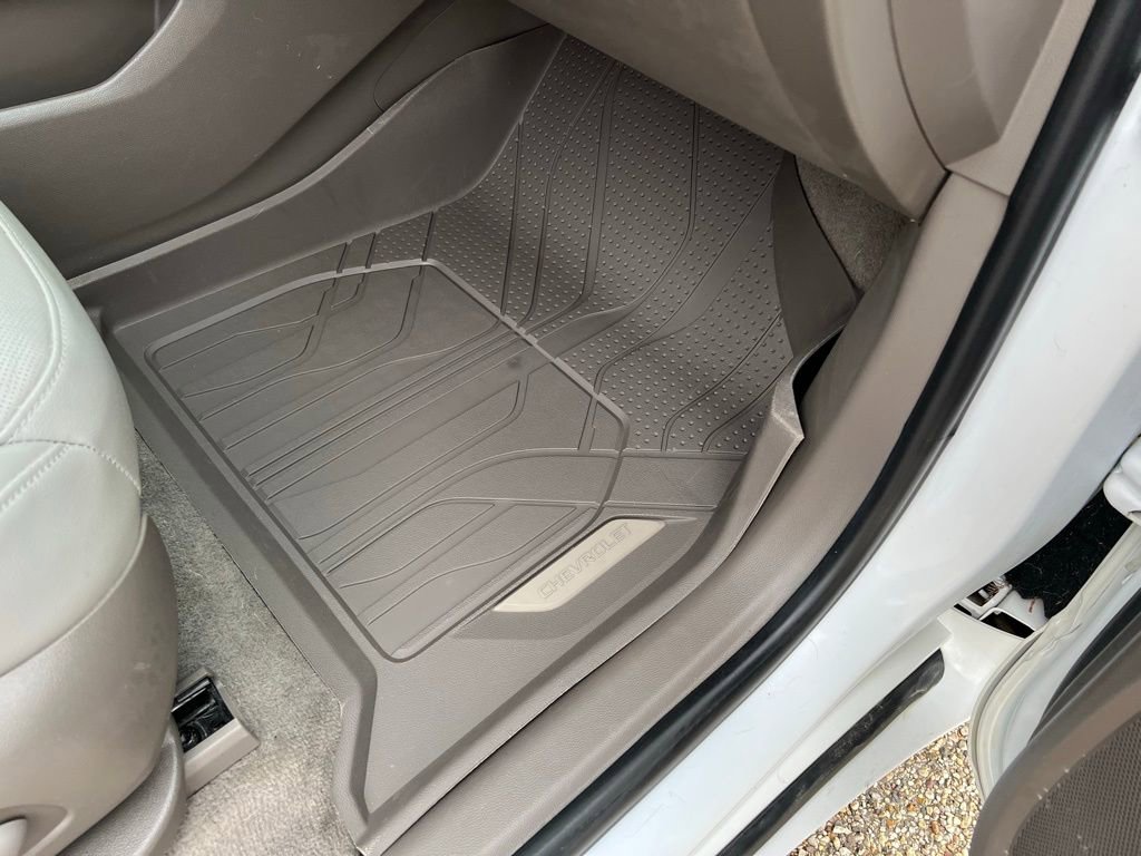 Used 2019 Chevrolet Traverse Premier w/ Driver Confidence II Package image 12