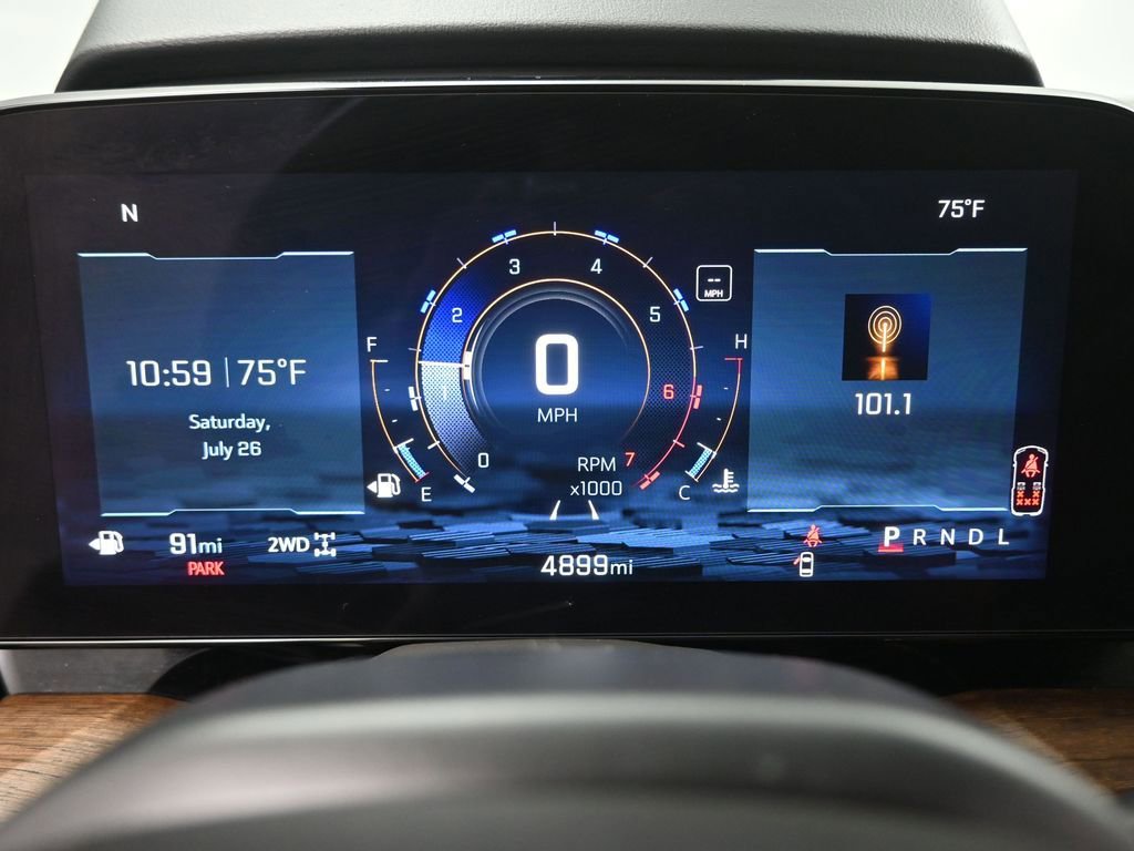 Used 2025 Chevrolet Tahoe High Country image 11