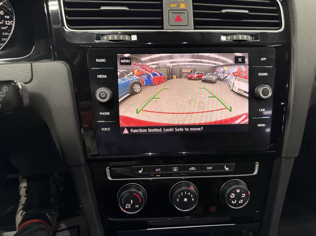 Used 2019 Volkswagen GTI SE FWD image 26