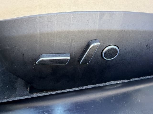 Used 2022 Tesla Model S Plaid AWD/4WD image 24