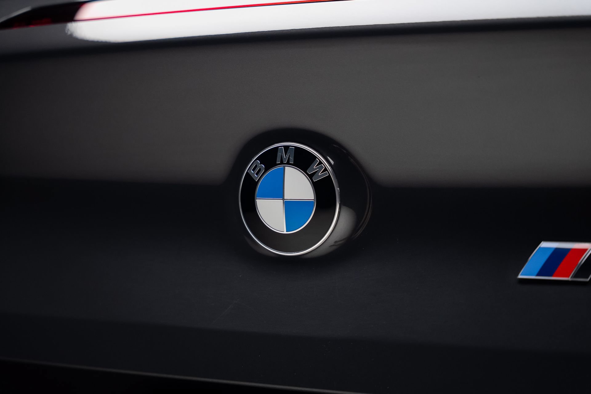 Used 2020 BMW M8 Convertible AWD/4WD image 33