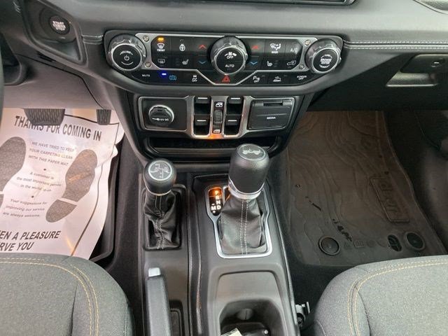 Certified 2025 Jeep Wrangler Sahara w/ Safety Group image 20