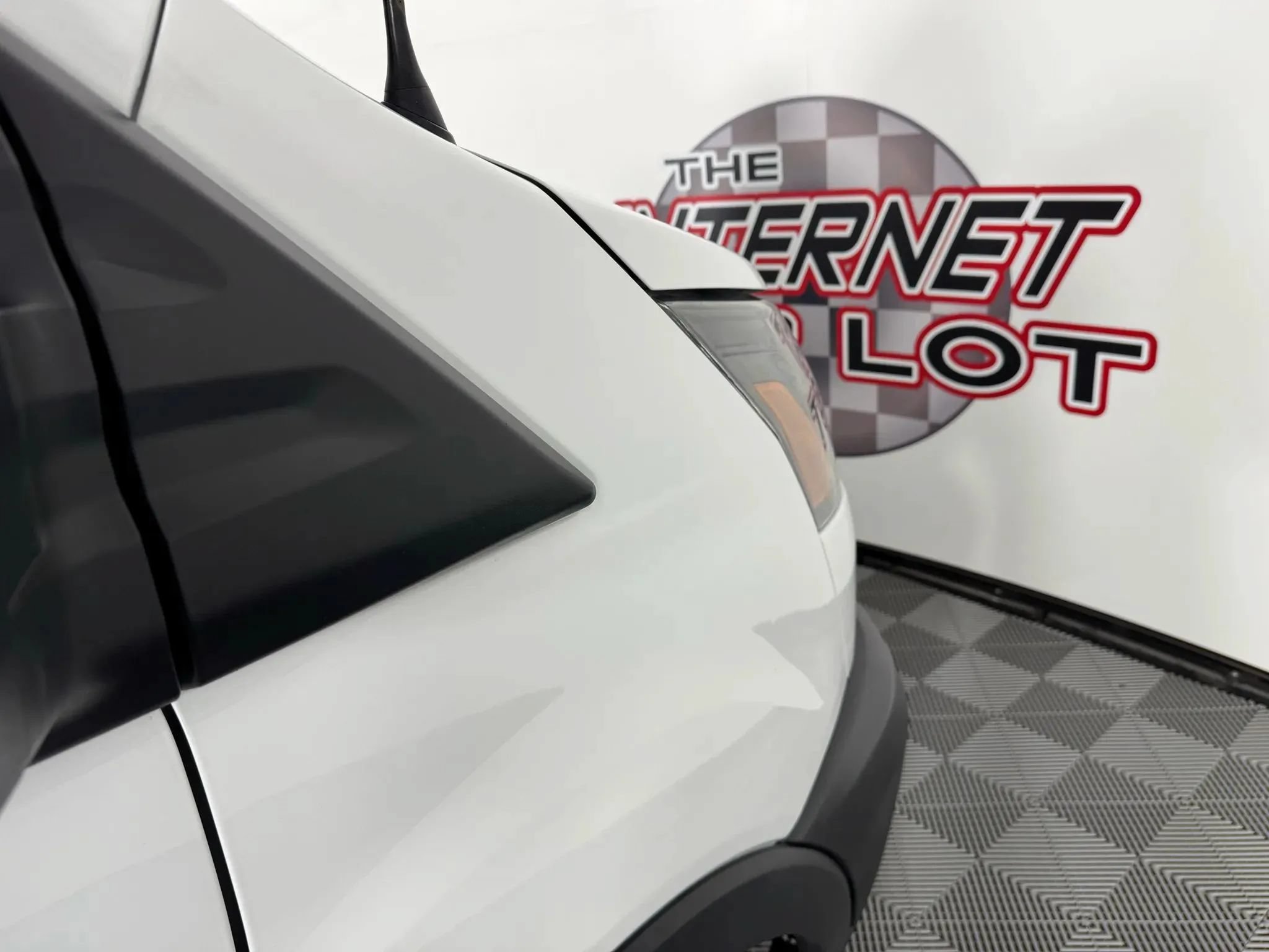 Used 2019 Ford Transit 250 148 Low Roof RWD image 26