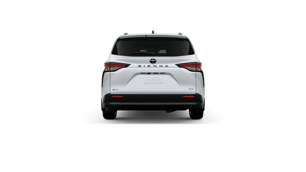 New 2026 Toyota Sienna XLE image 8