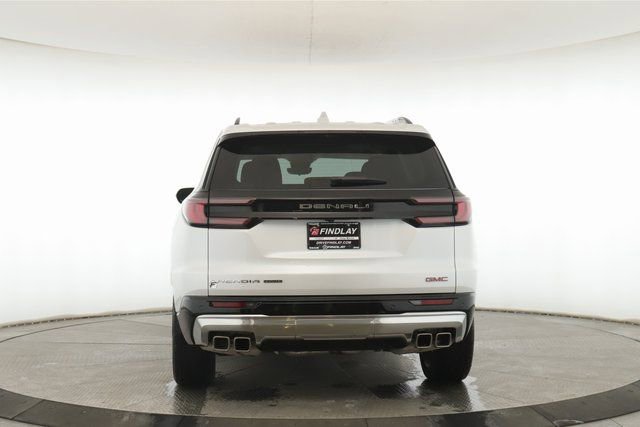 Used 2025 GMC Acadia Denali w/ Super Cruise Package image 11
