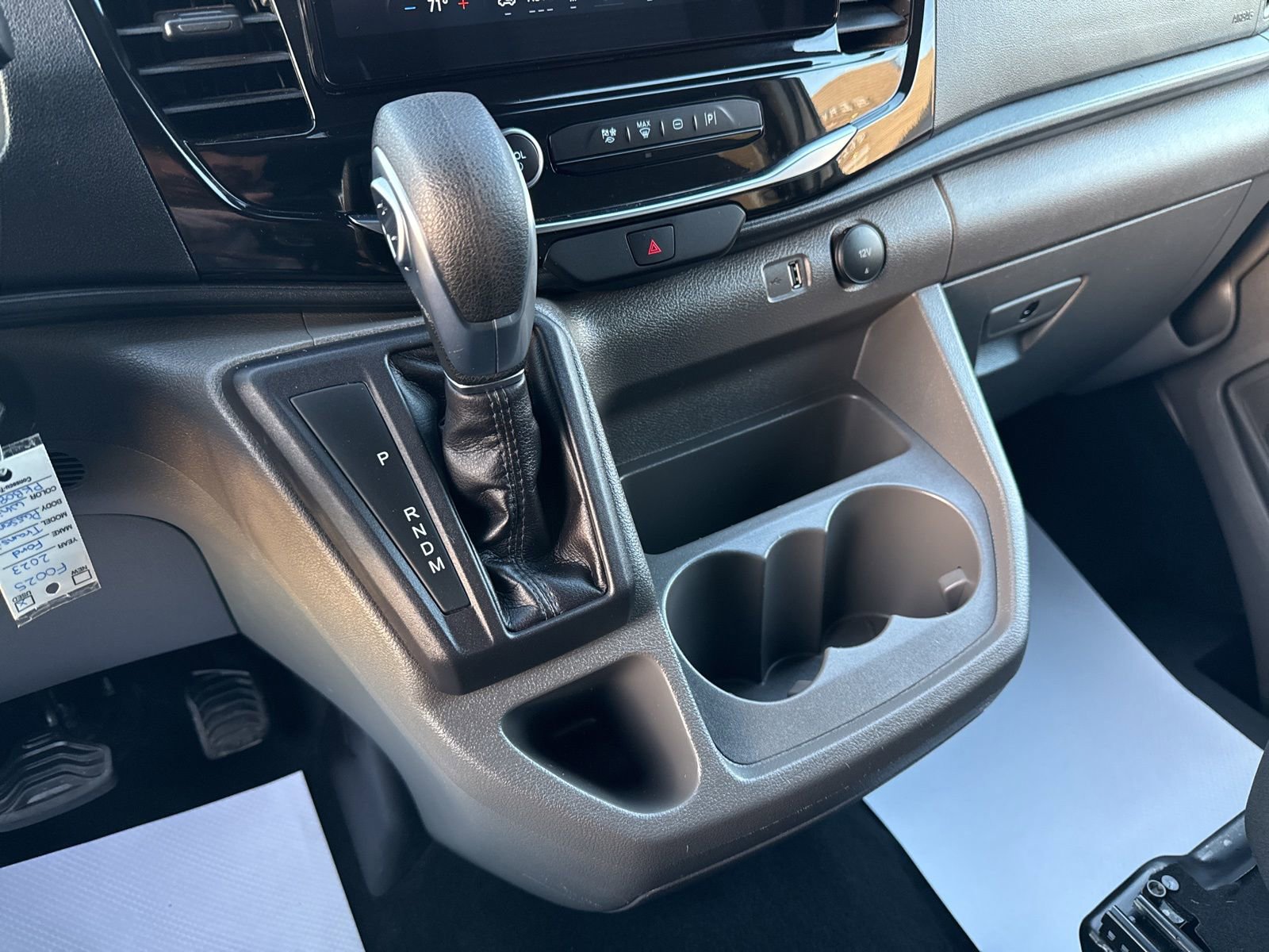 Used 2023 Ford Transit 350 XLT image 34