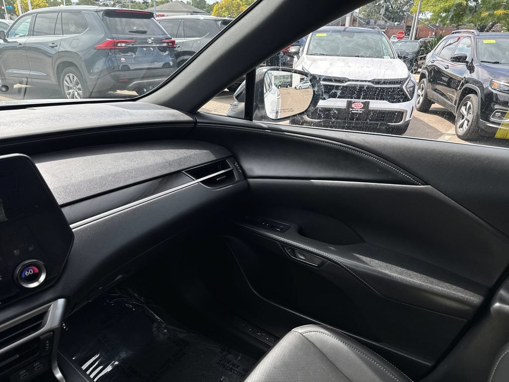 Used 2025 Lexus RX 350h AWD/4WD image 27