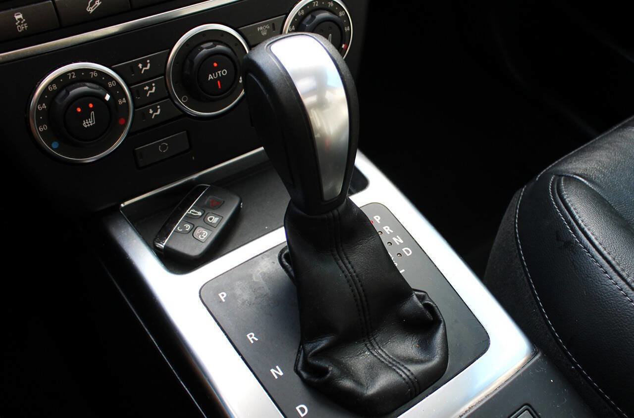 Used 2014 Land Rover LR2 HSE image 31