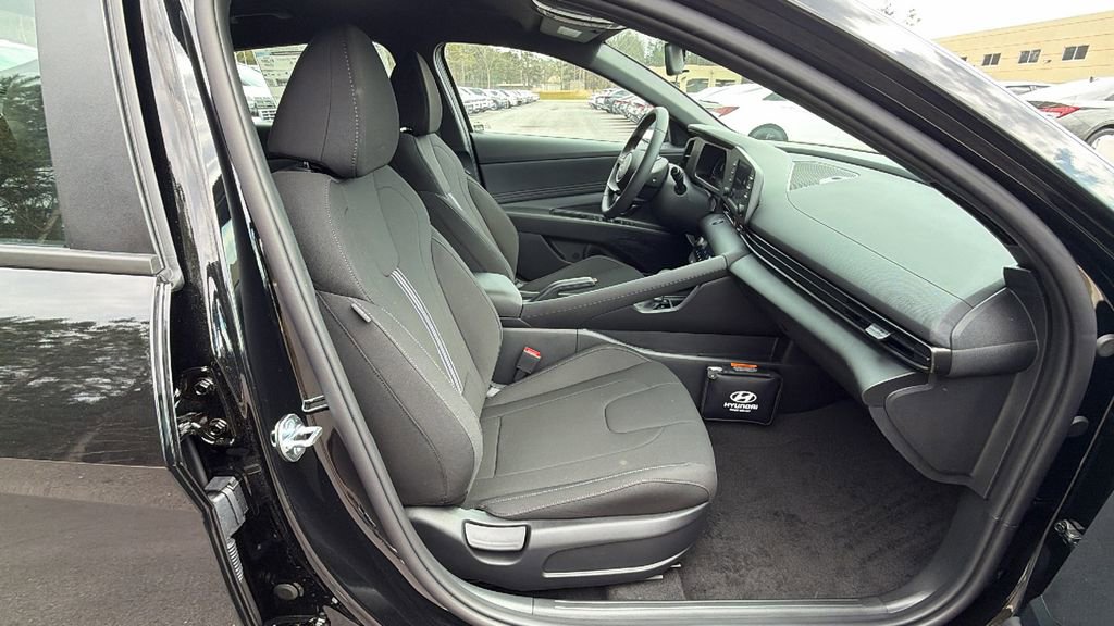 New 2026 Hyundai Elantra Sport image 14
