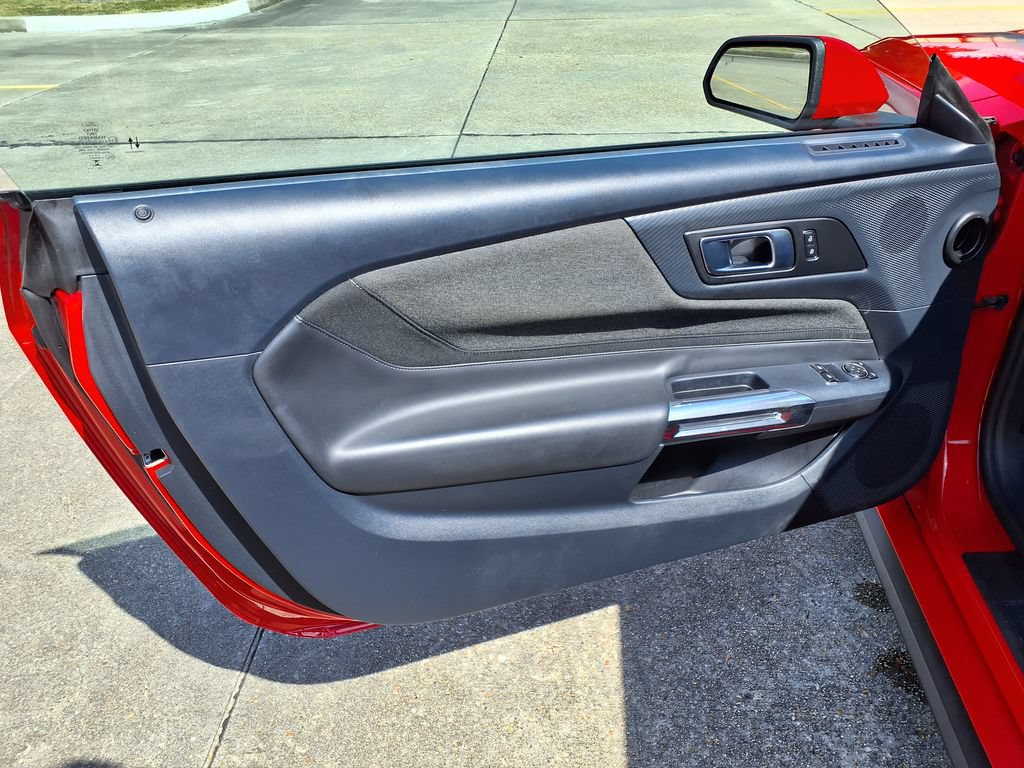 Used 2024 Ford Mustang Coupe RWD image 14