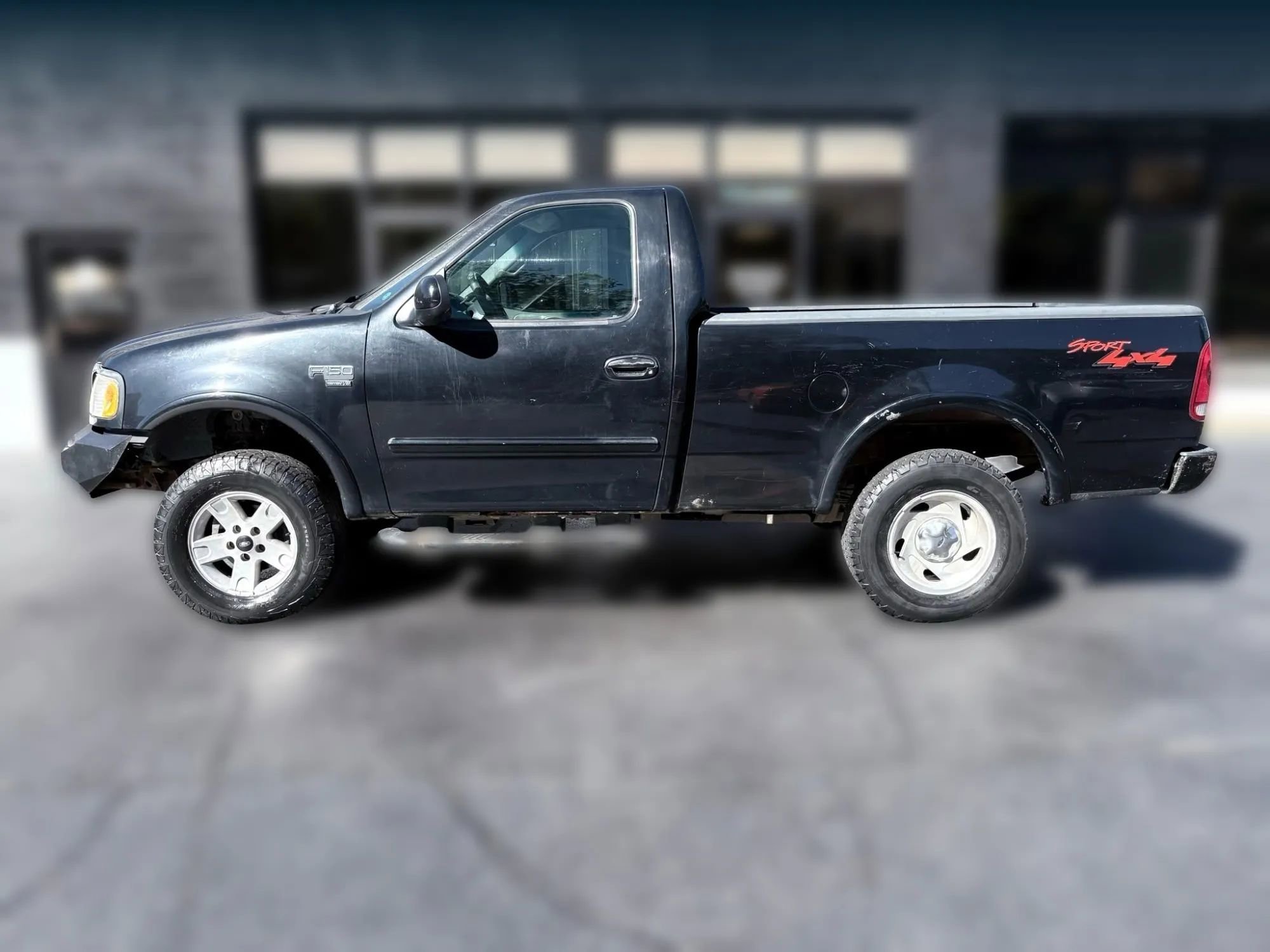 Used 1999 Ford F150 4x4 Regular Cab image 2