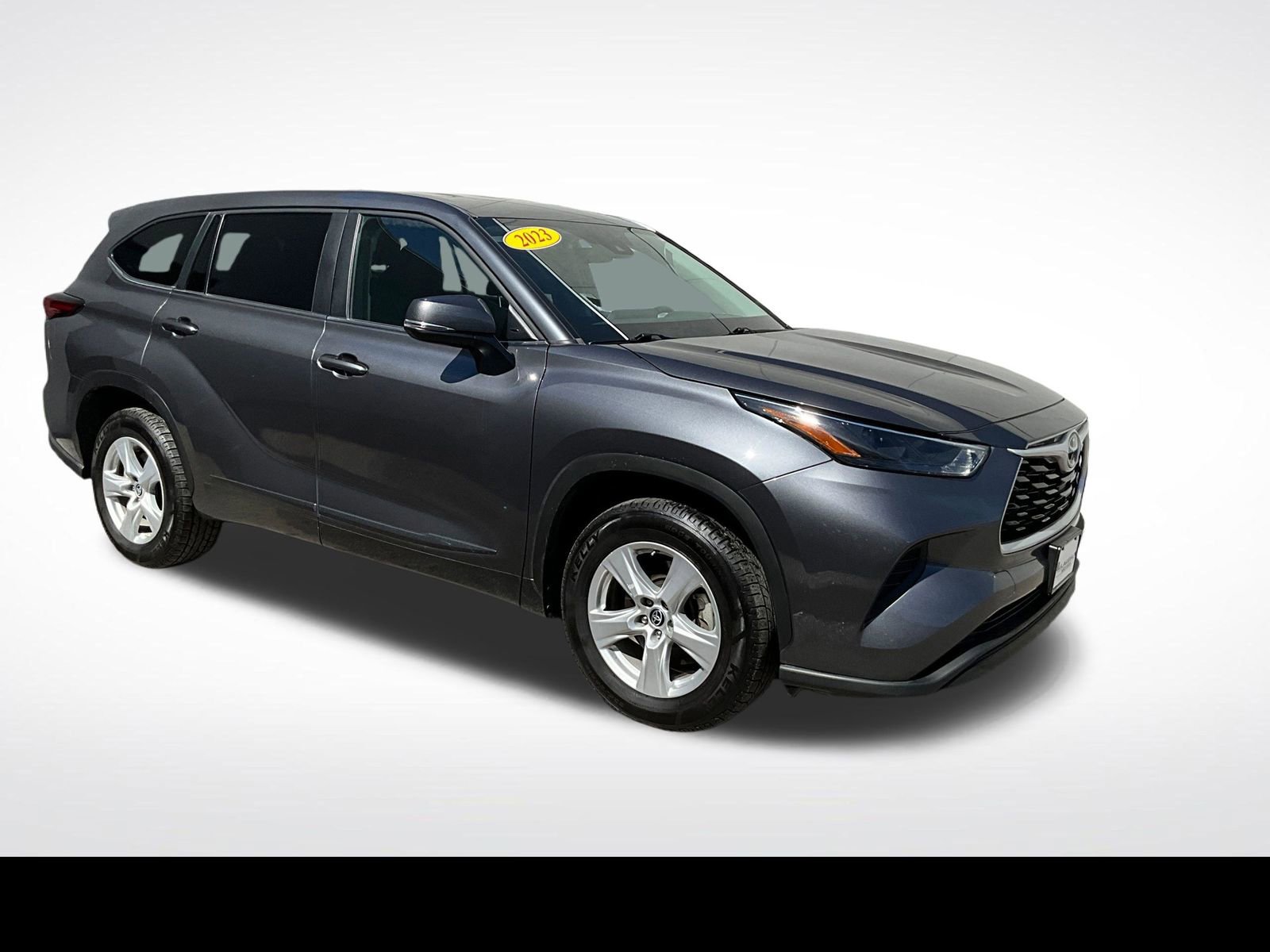 Used 2023 Toyota Highlander L FWD image 22