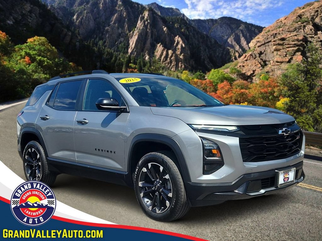 Used 2025 Chevrolet Equinox RS