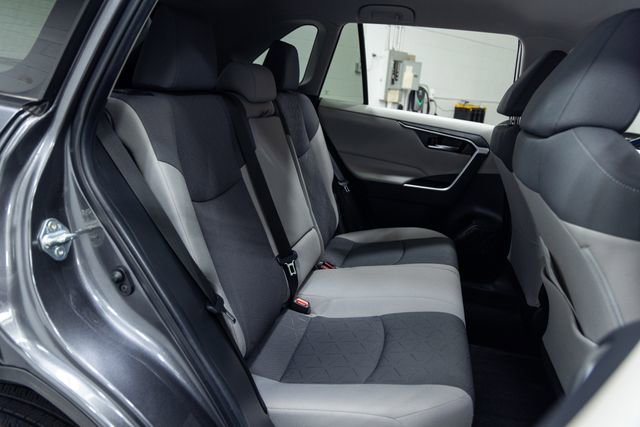 Used 2022 Toyota RAV4 XLE FWD image 24