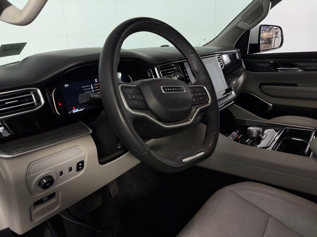 Certified 2022 Jeep Wagoneer Series II image 22