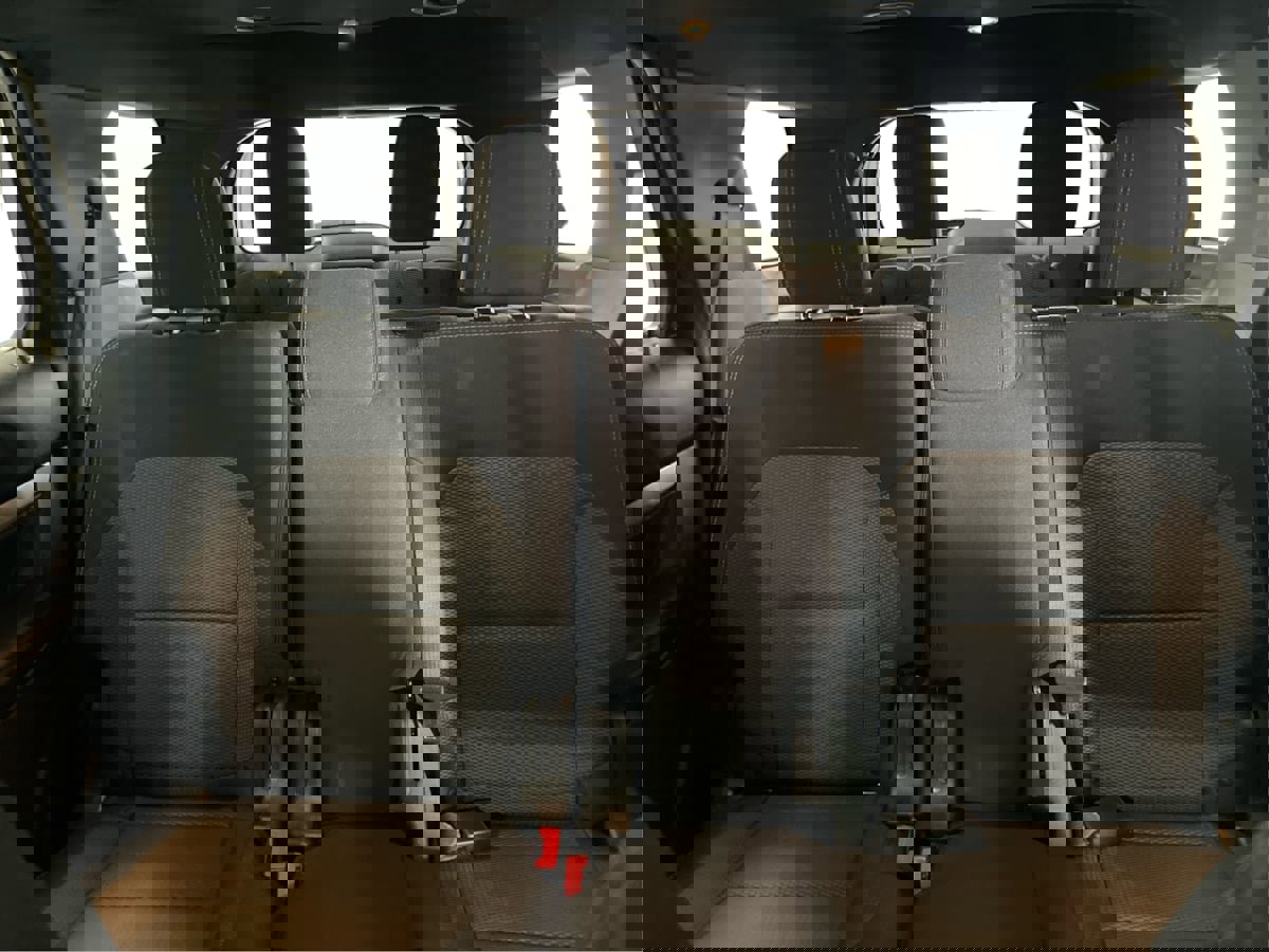 Used 2017 Ford Explorer XLT AWD/4WD image 18