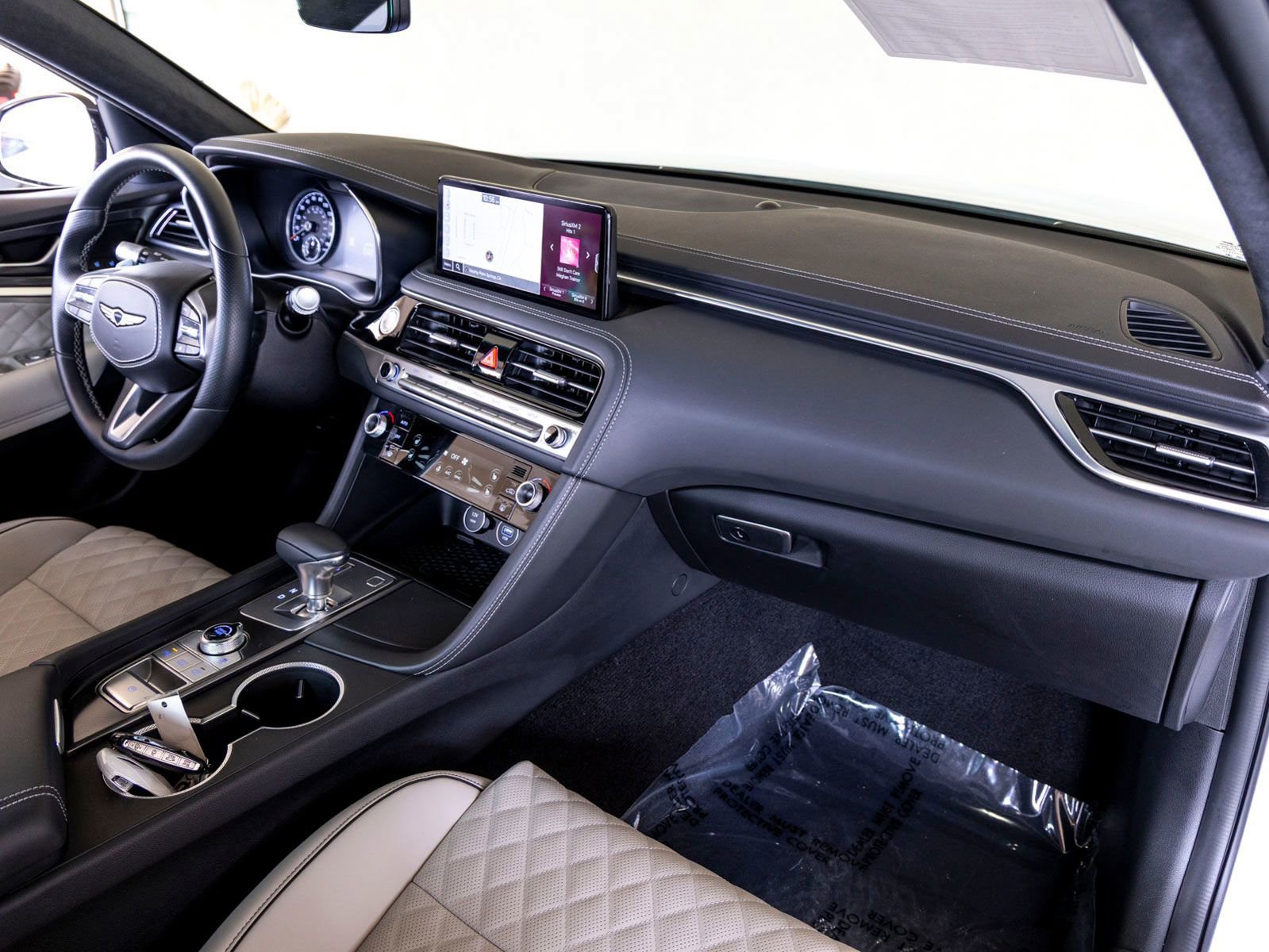 Used 2025 Genesis G70 3.3T Advanced w/ Sport Prestige Package image 28