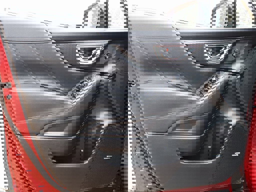 Used 2020 Subaru Forester Touring image 22