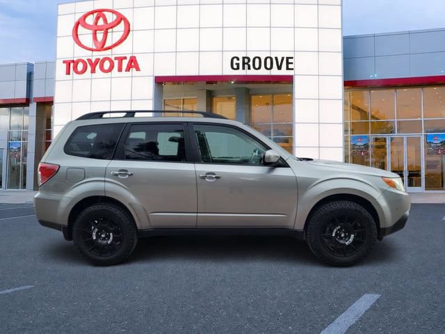 Used 2010 Subaru Forester 2.5X Premium AWD/4WD image 7