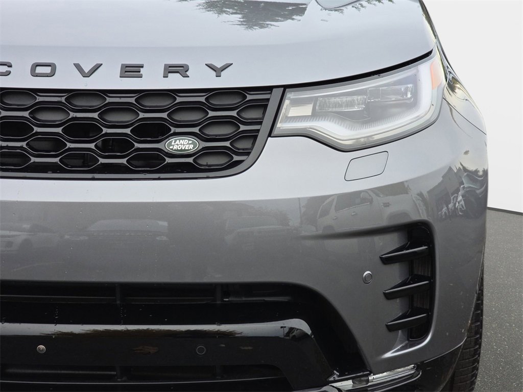 New 2025 Land Rover Discovery Dynamic SE image 34