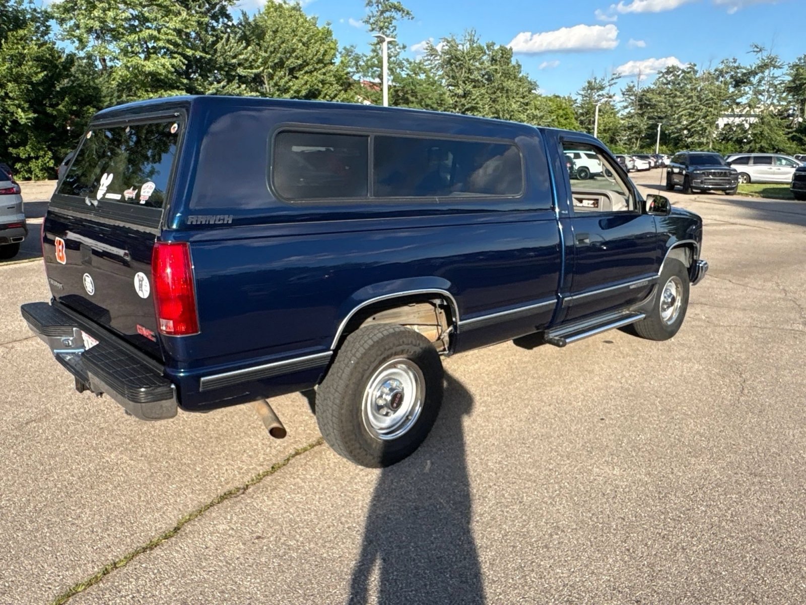 Used 1999 GMC Sierra 2500 2WD Regular Cab HD w/ Marketing Option Pkg 3 image 13