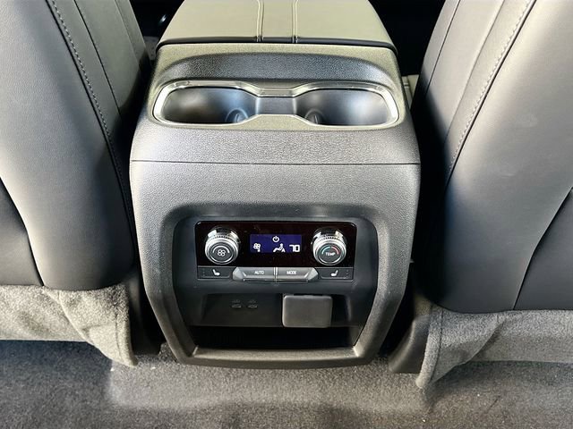 New 2026 GMC Acadia Elevation w/ Elevation Premium Package image 18