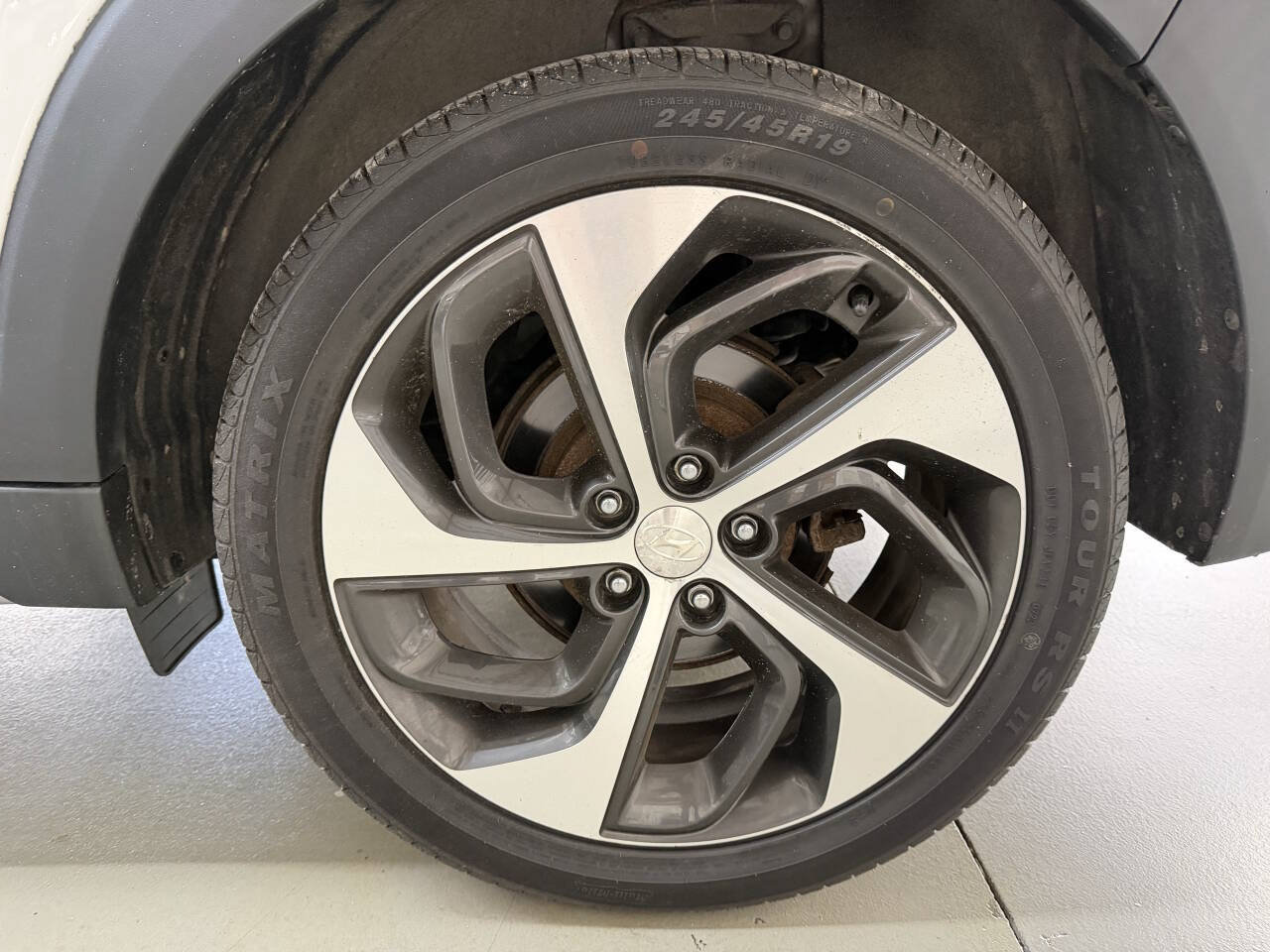 Used 2018 Hyundai Tucson Limited AWD/4WD image 29