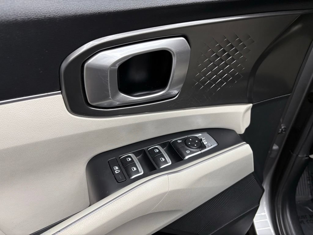 Used 2021 Kia Sorento S FWD image 28