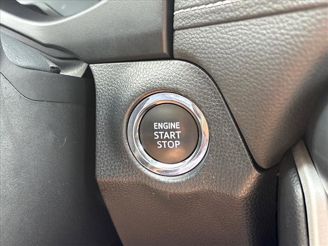 Used 2023 Toyota RAV4 XLE AWD/4WD image 17