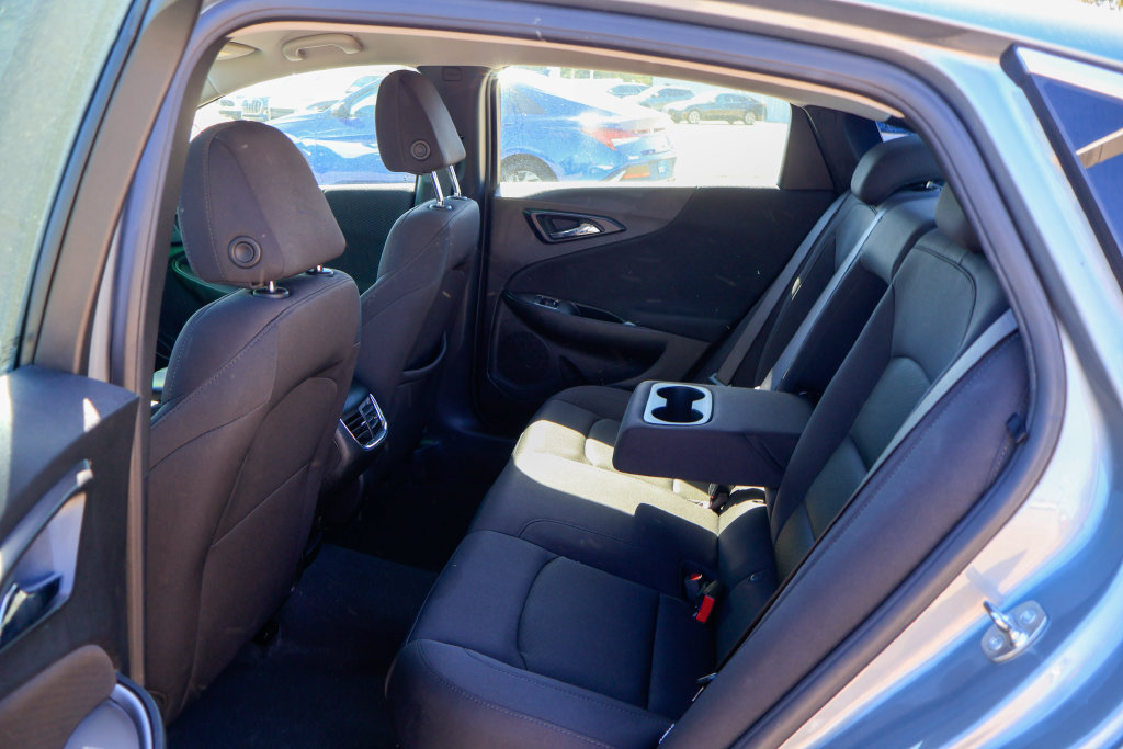 Used 2024 Chevrolet Malibu LT FWD image 9
