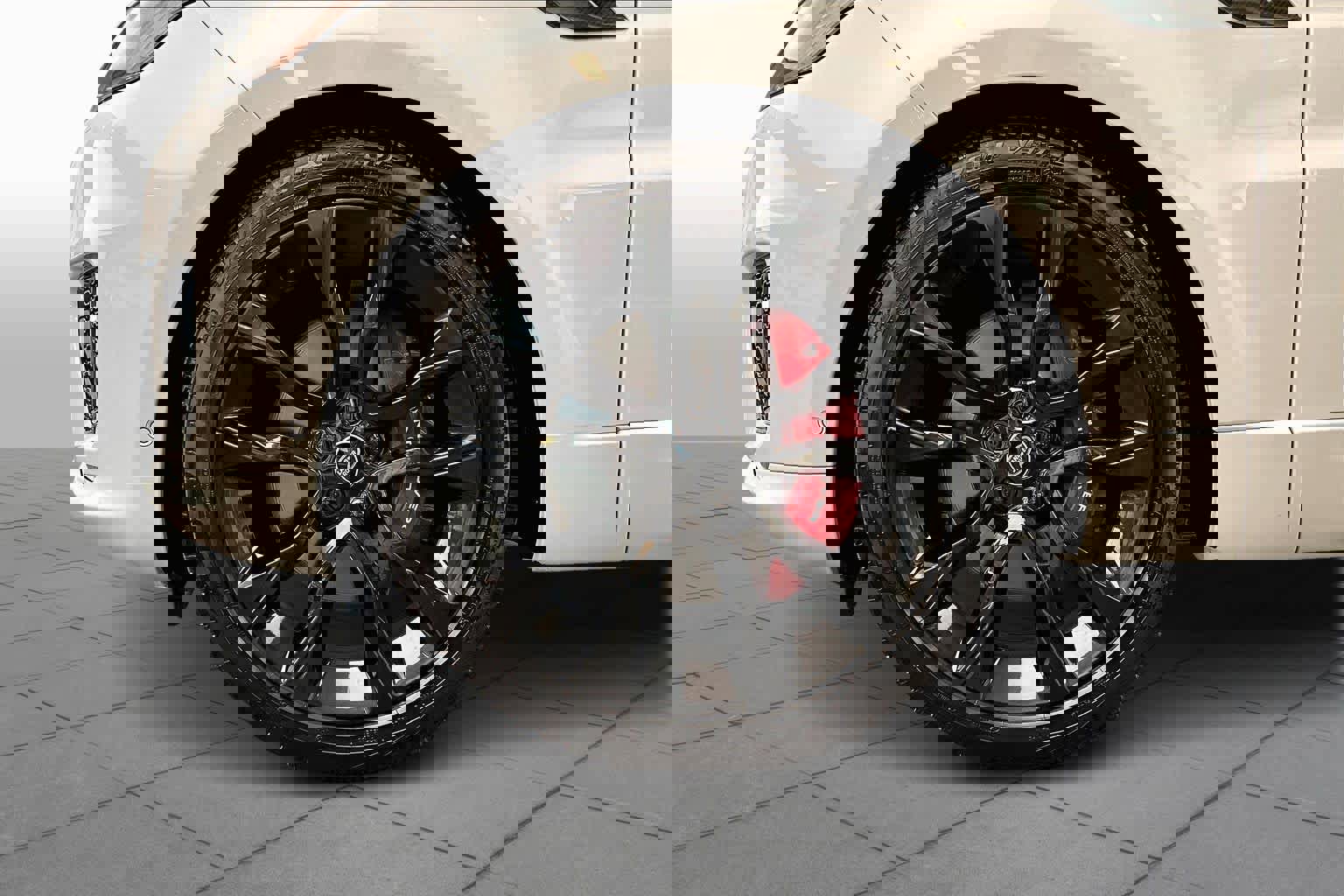 Used 2022 Land Rover Range Rover Sport HST image 11