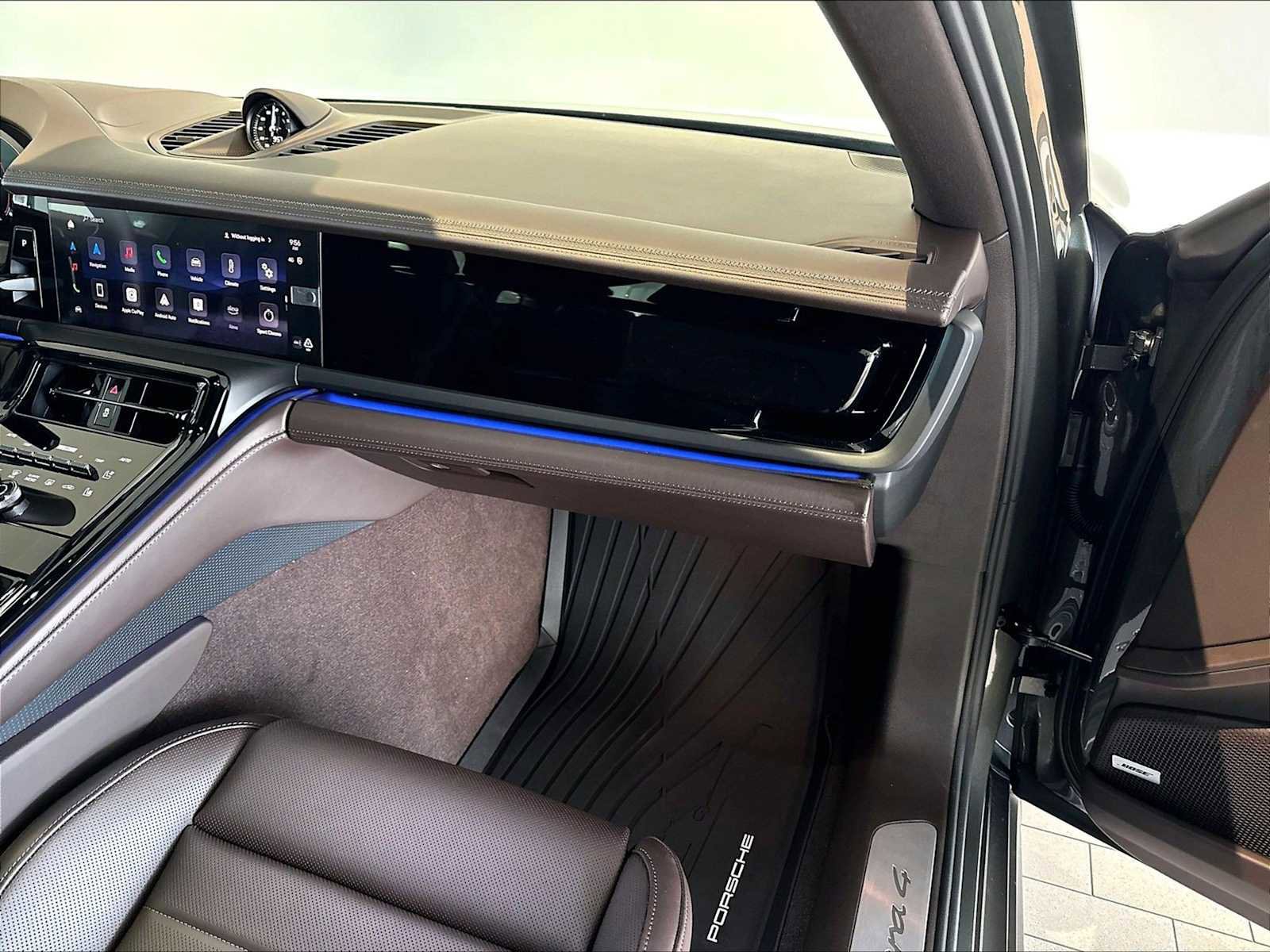 New 2026 Porsche Panamera 4 AWD/4WD image 22