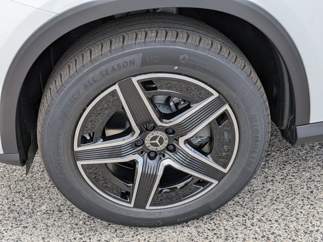 Used 2026 Mercedes-Benz GLC 300 image 9