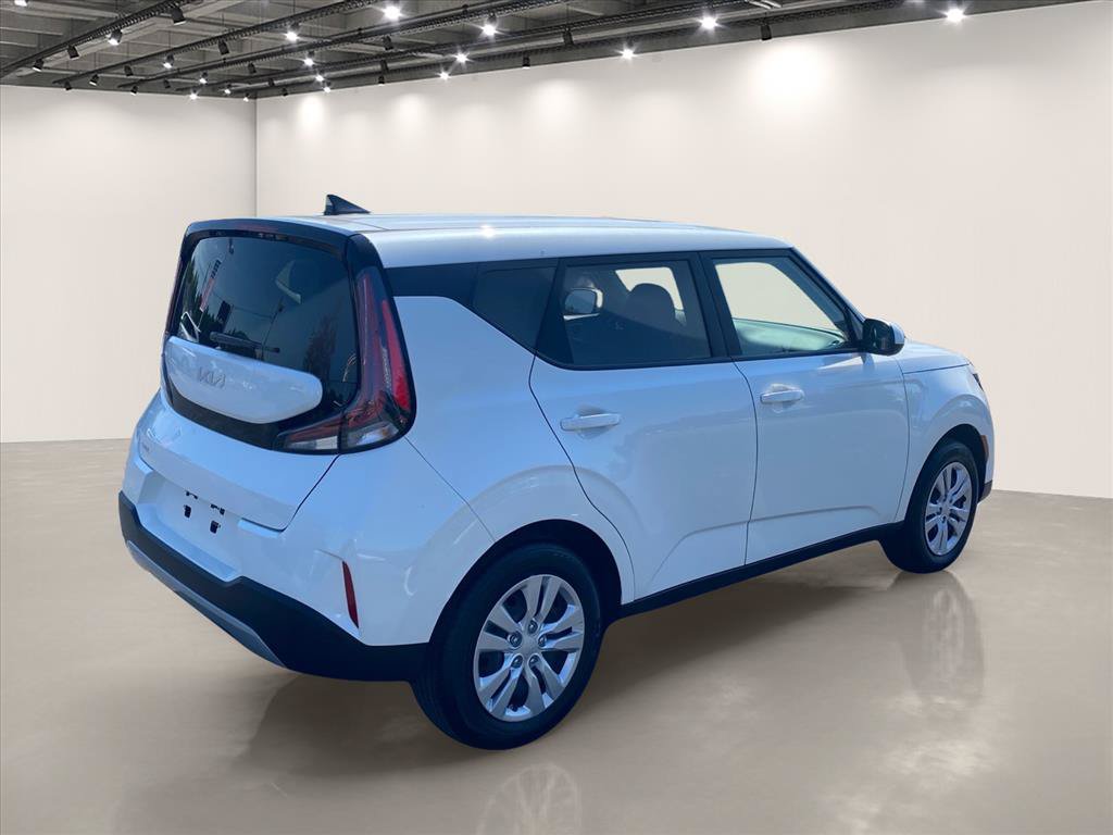 Certified 2025 Kia Soul LX FWD image 8