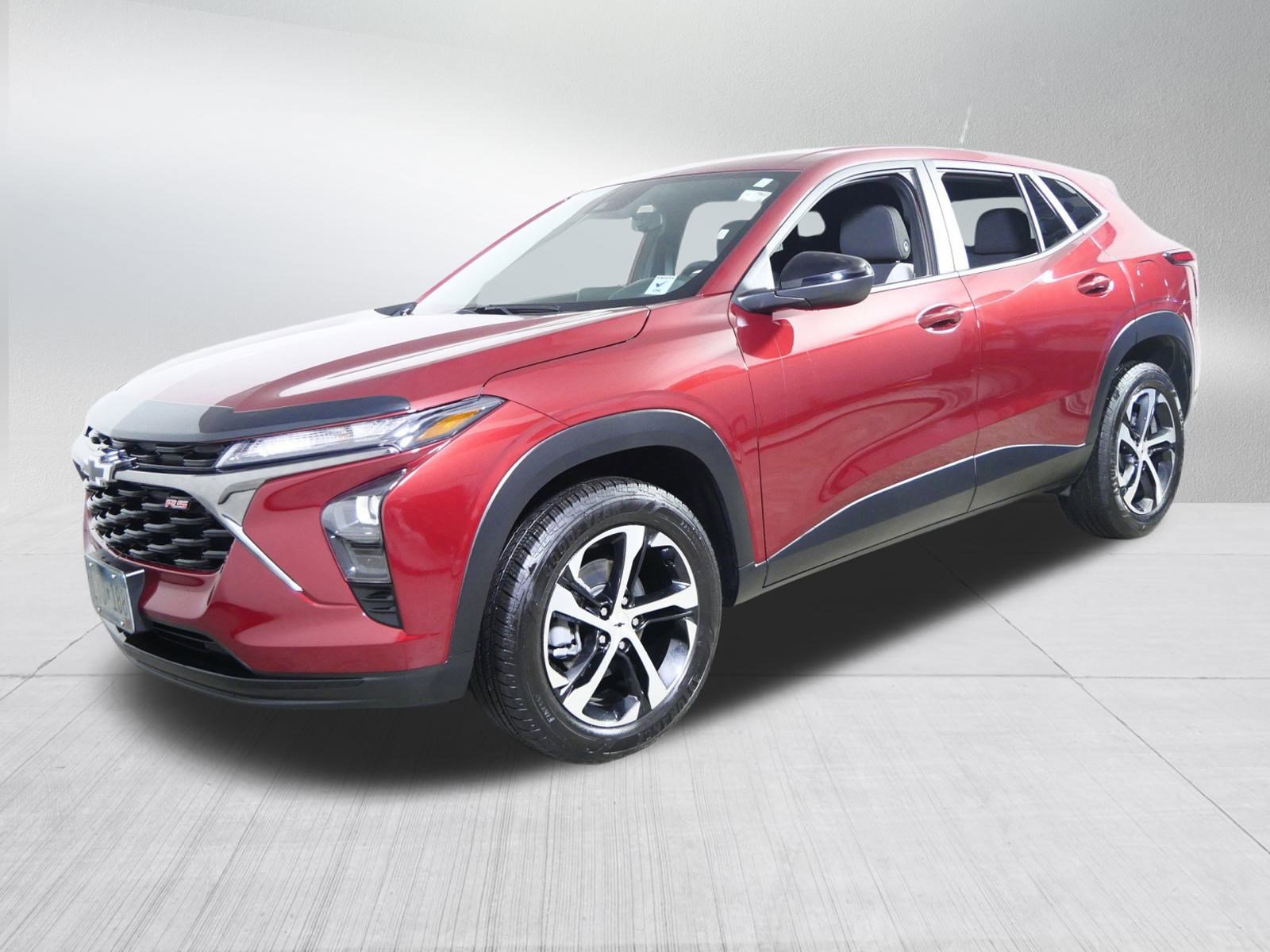 Used 2024 Chevrolet Trax RS w/ Driver Confidence Package image 3