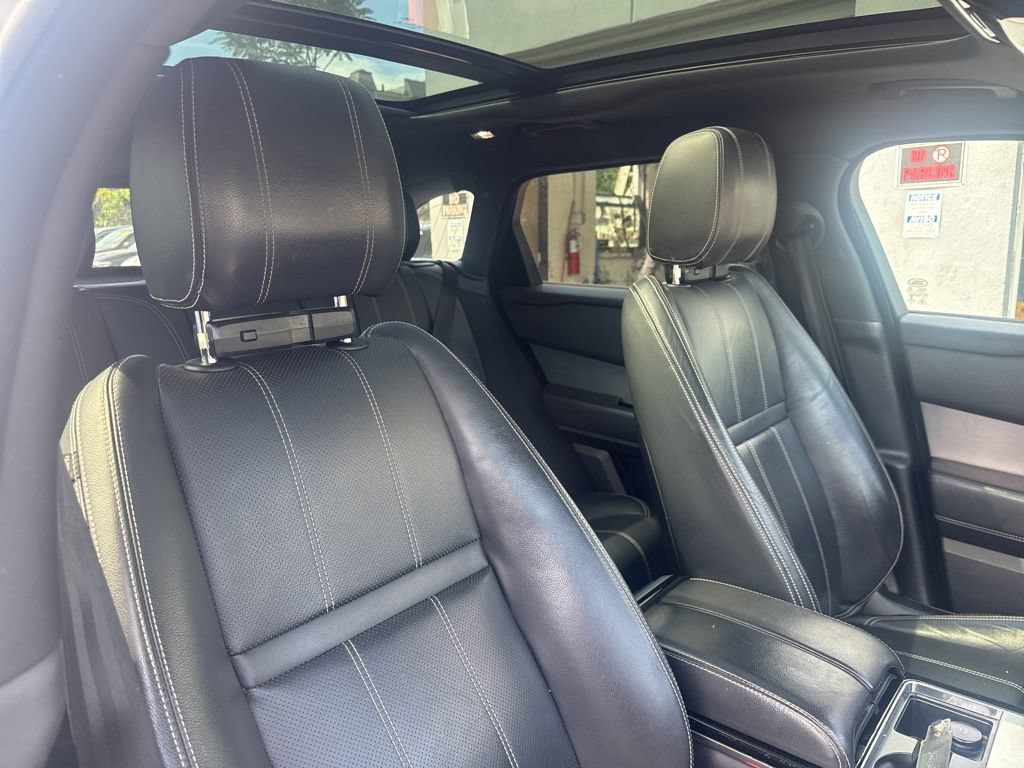 Used 2020 Land Rover Range Rover Velar R-Dynamic S AWD/4WD image 17