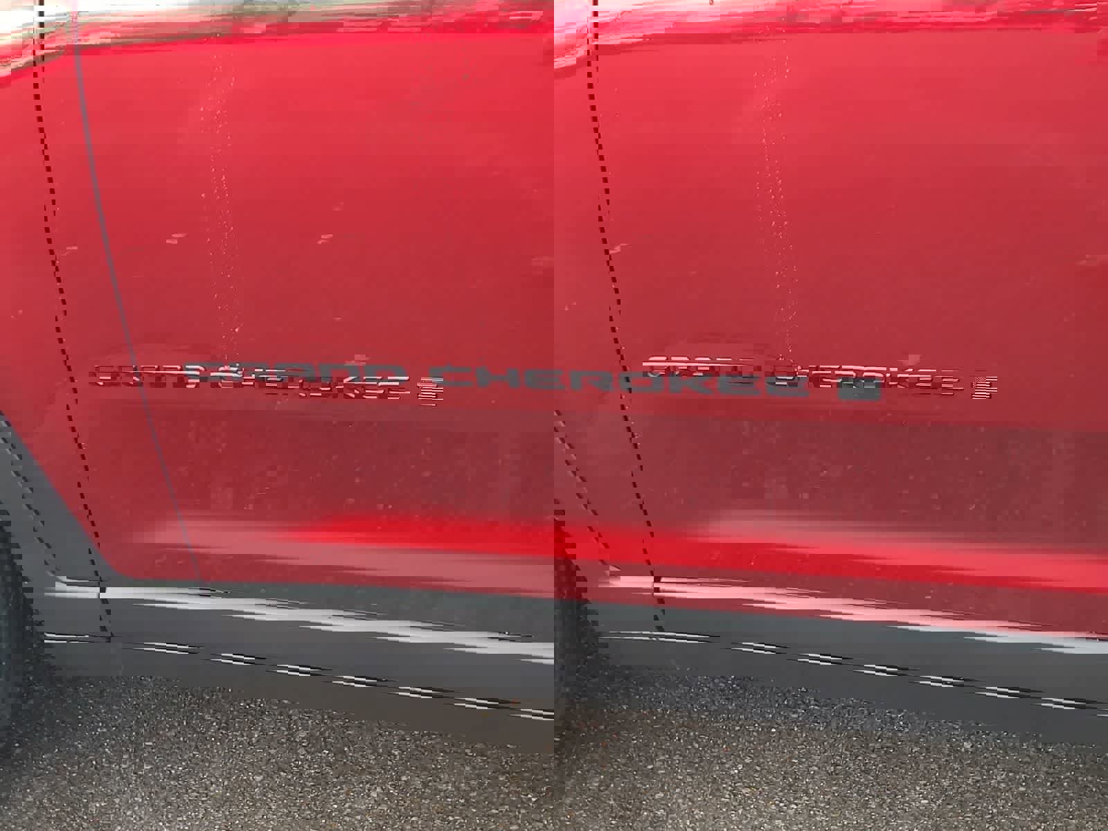 New 2025 Jeep Grand Cherokee Altitude image 15