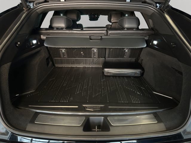 Used 2024 Cadillac Lyriq Luxury w/ LPO, Floor Liner Package image 21