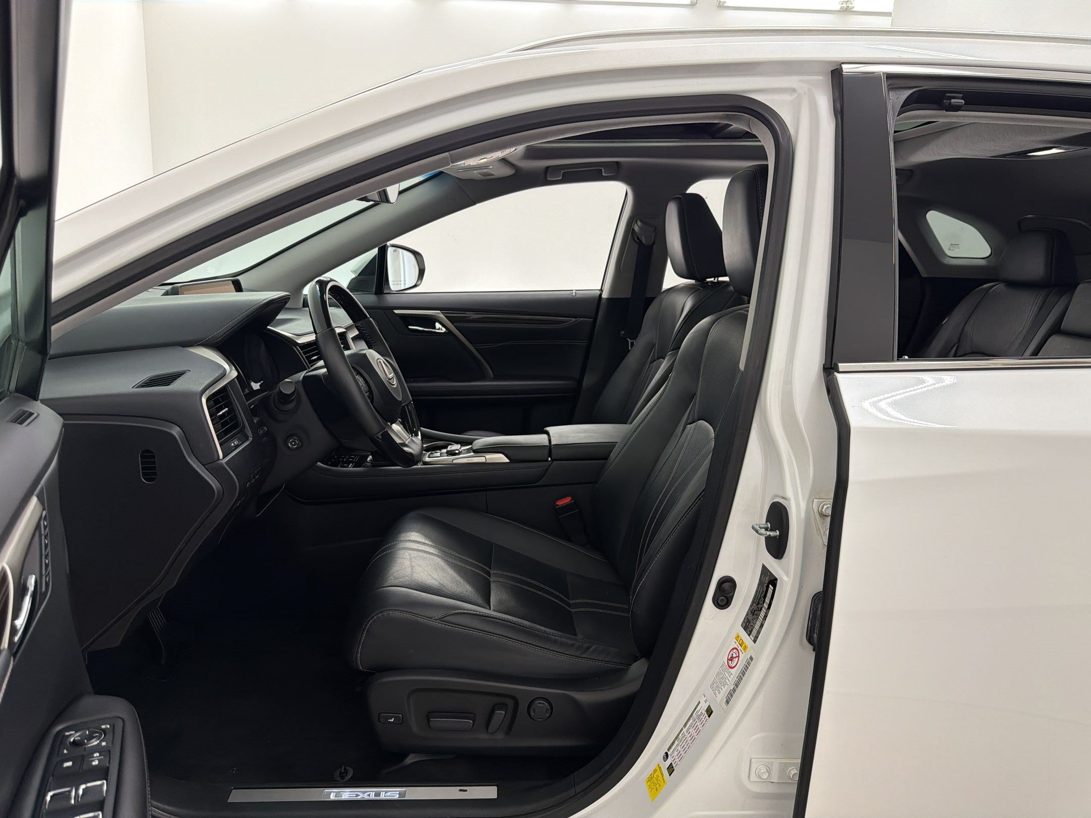 Used 2016 Lexus RX 350 AWD w/ Luxury Package image 5