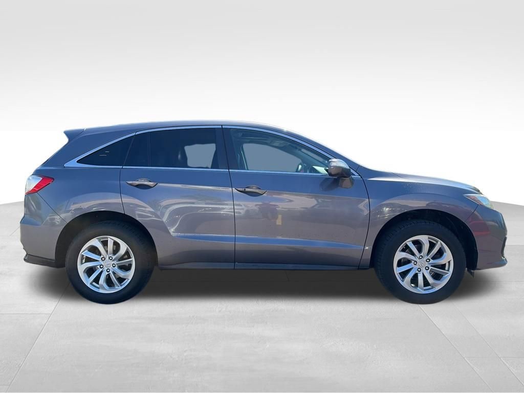 Used 2017 Acura RDX AWD image 2