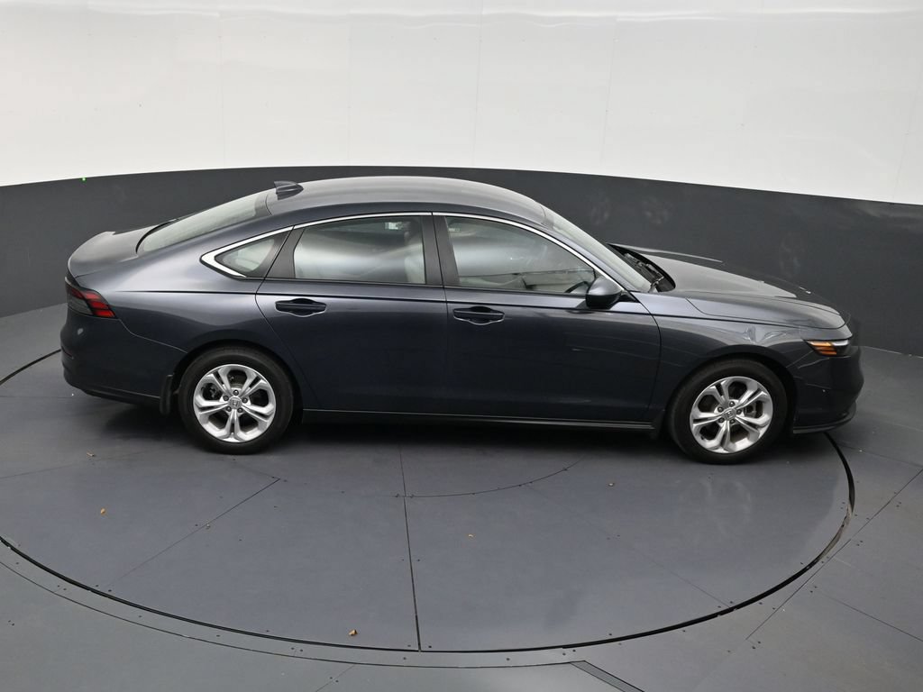 Used 2025 Honda Accord LX image 16